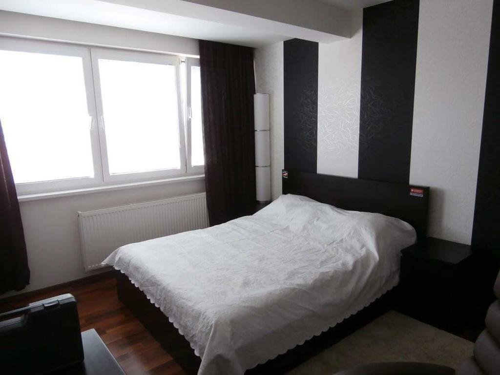 Apartman Deluxe Банська Бистриця Екстер'єр фото